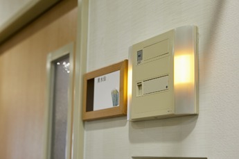 トイレ使用中サイン